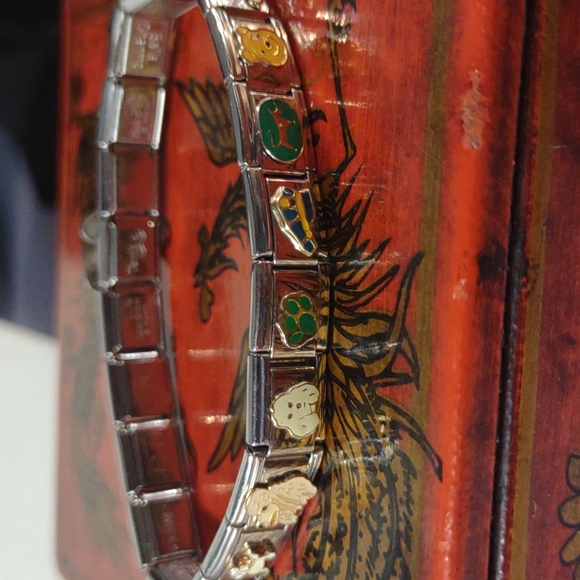 DISNEY Betty Boop, Winnie The Pooh Charm Bracelet - Picture 6 of 9